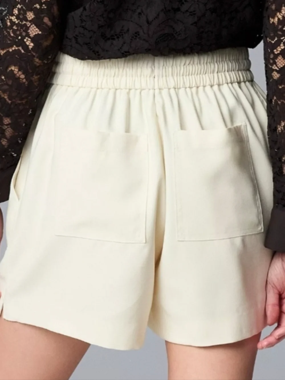NWT Simply Vera Wang Twill Shorts Vanilla Ice Pull On Drawstring Waist Ivory SM